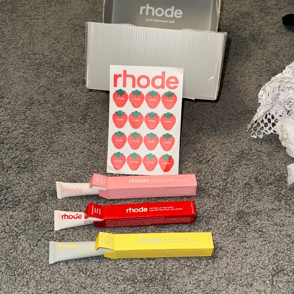 Selling my Rhode lip